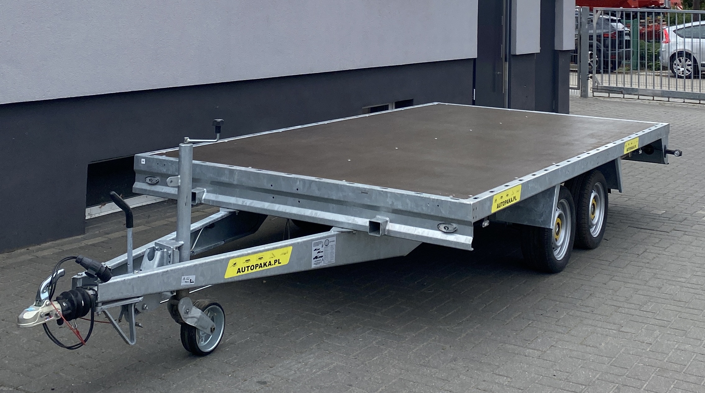 Przyczepa platforma WARK 4×2 m, DMC 2700 kg