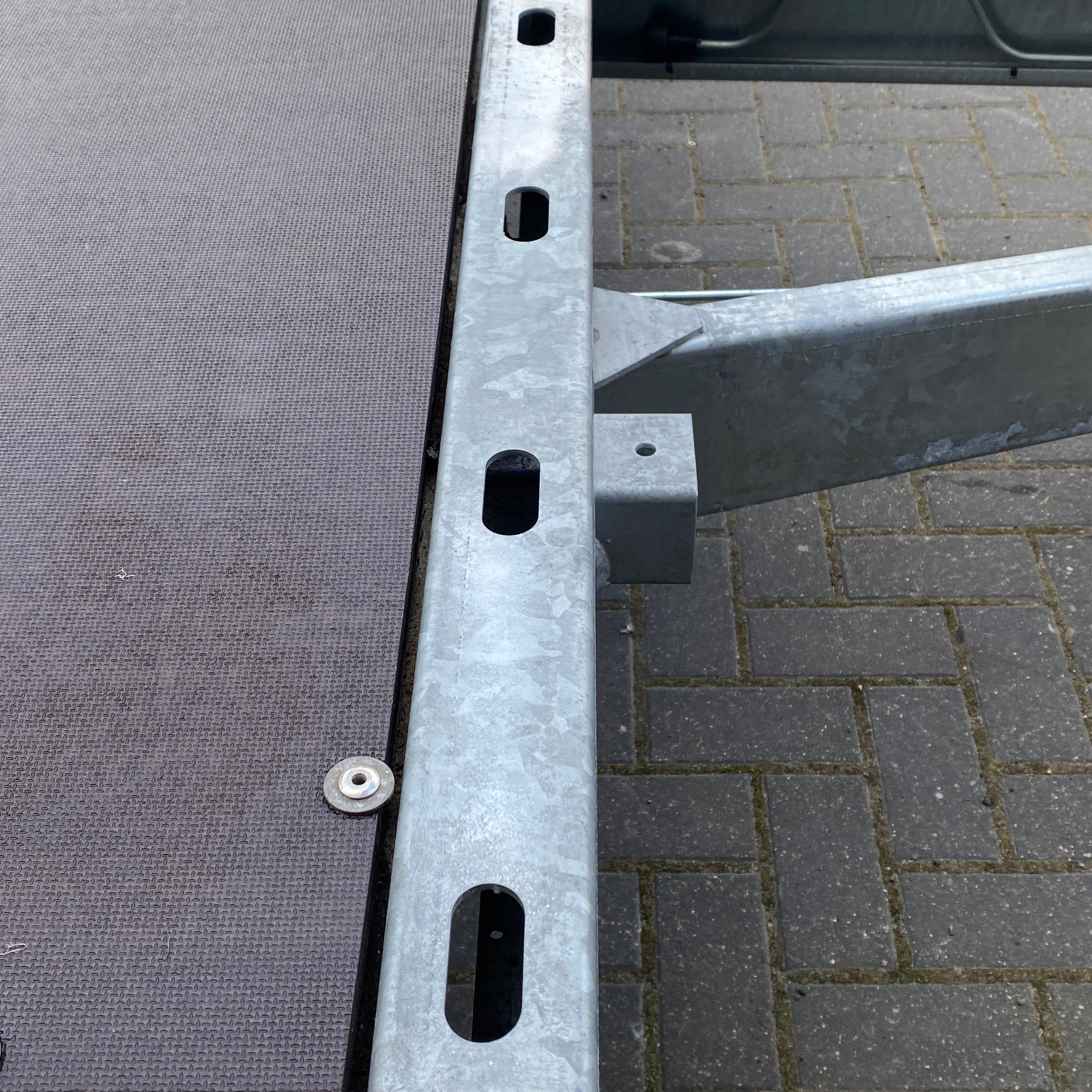 Przyczepa platforma WARK 4×2 m, DMC 2700 kg