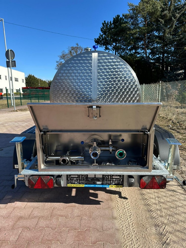 Mobilny zbiornik do wody pitnej 1800 L – certyfikowany do sytuacji awaryjnych !!! (Kopia)