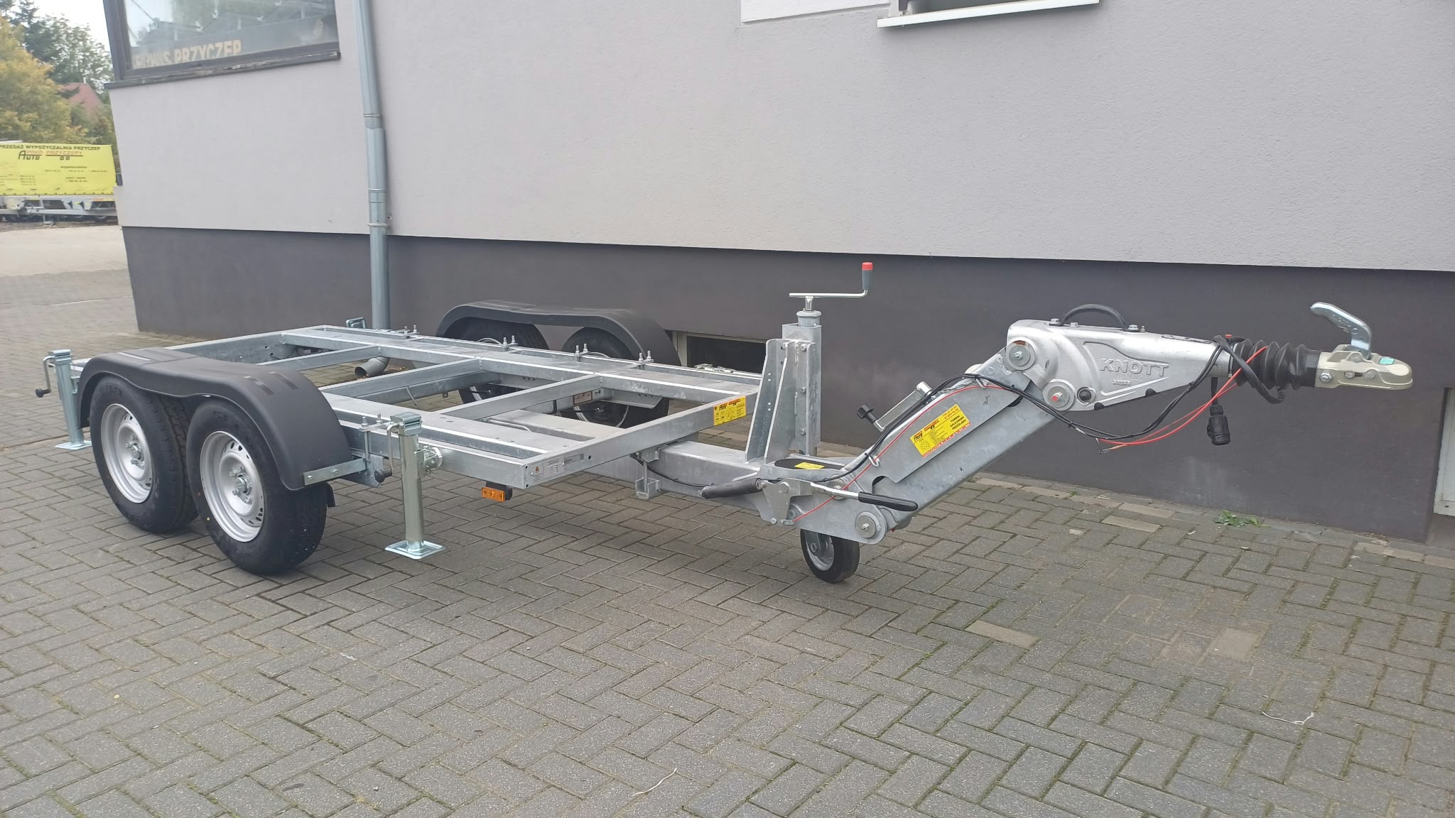 Przyczepa do agregatu WARK z regulowanym dyszlem, 320×144 CM, DMC 3500kg